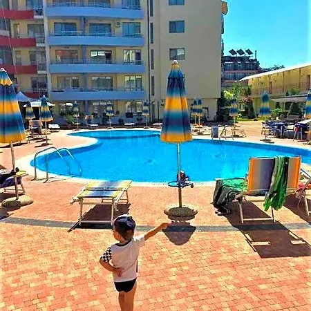 Plaza 4* 써니비치